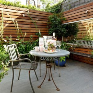 decorate-terraces-cheap-options-fences-wood-tall-ideas